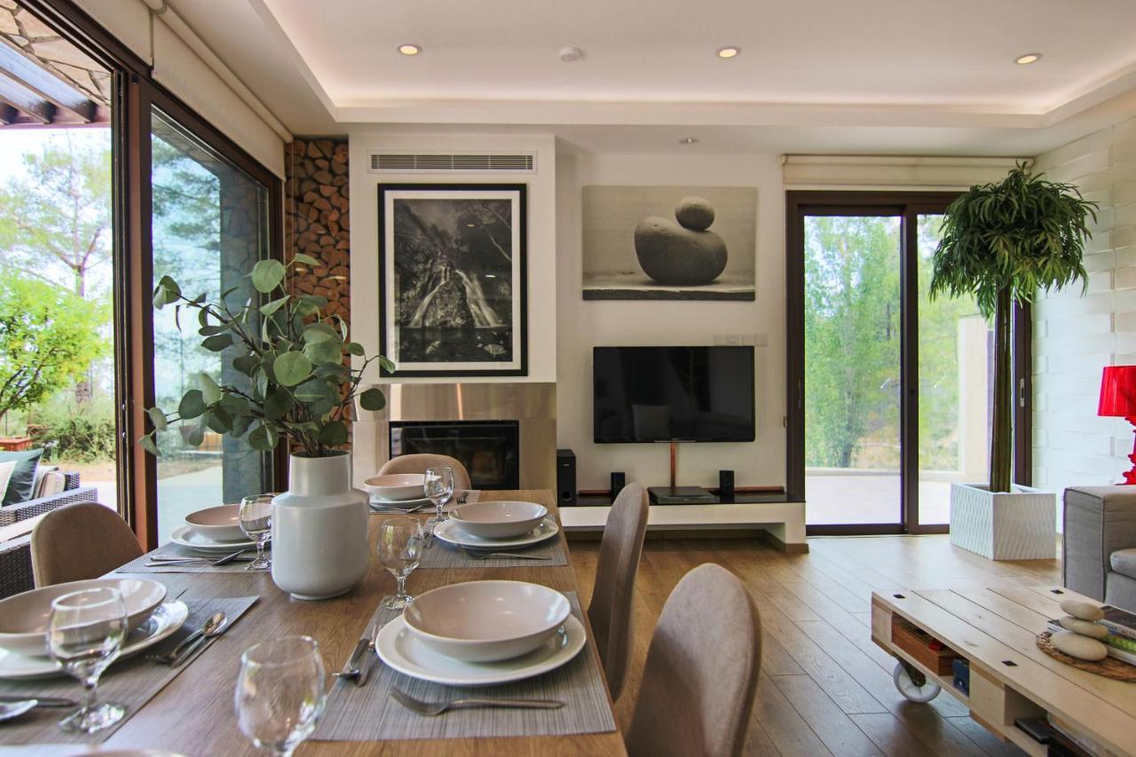 Foini Phaedrus Living: Forest View Luxury Villa Chantara מראה חיצוני תמונה